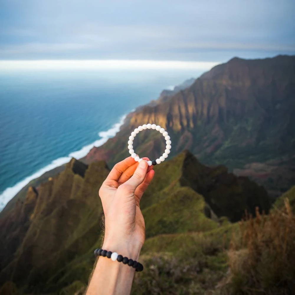 Lokai Set, White Beaded Bracelet with Black Accent + Limited Edition Ring UNISEX